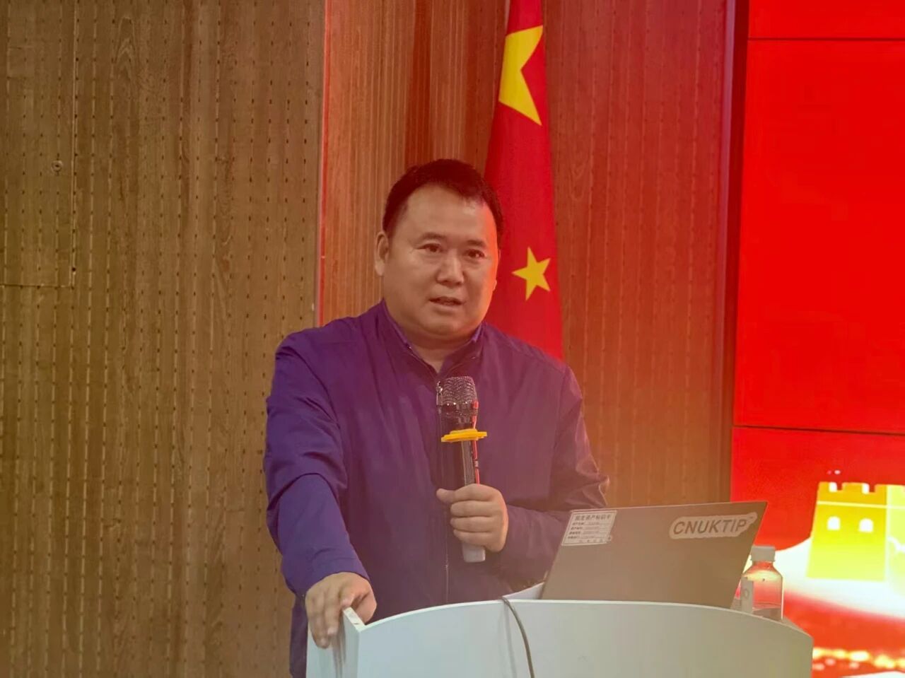 1761818373656636.jpg 169.8.jpg